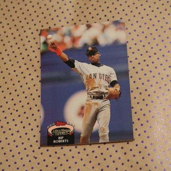 Bip Roberts #48 Baseball Card - Picture 1 of 2